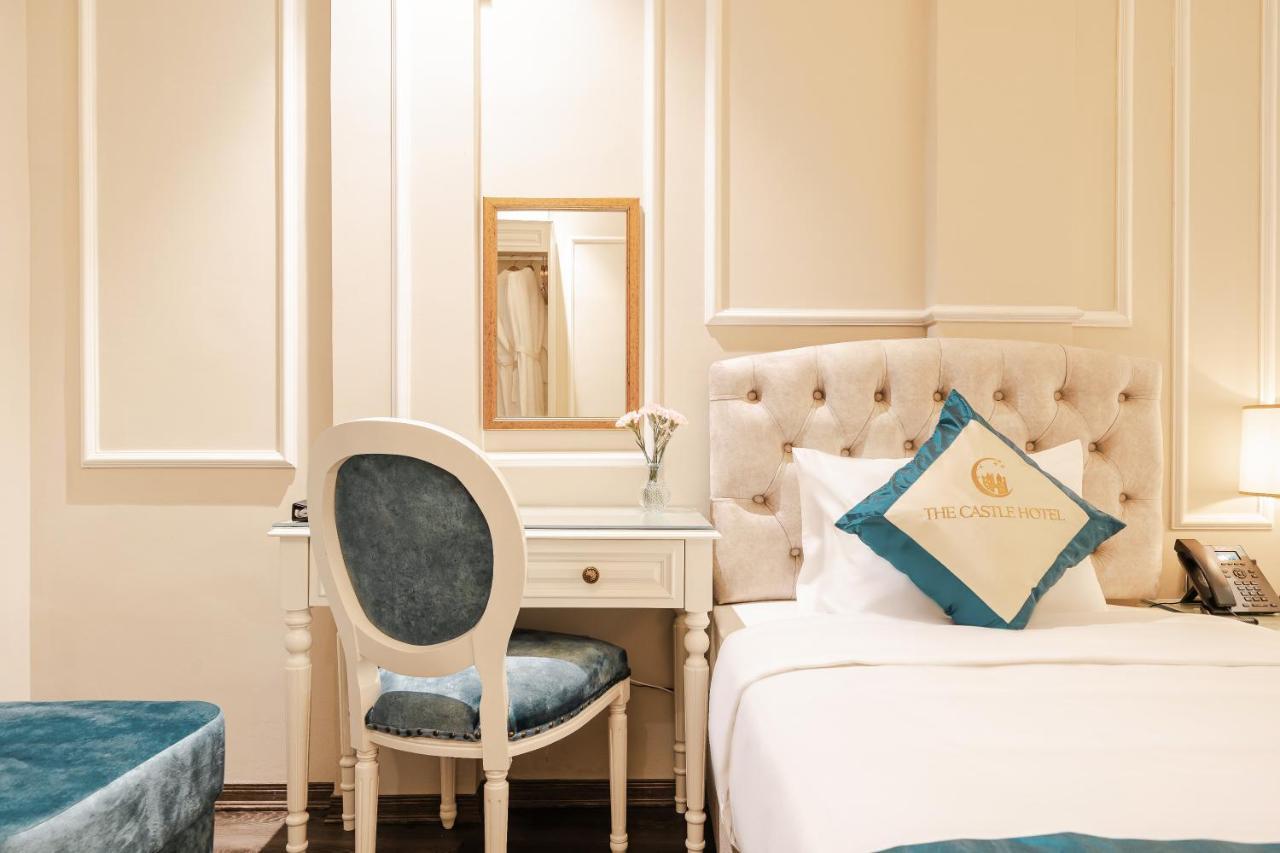 The Castle Hotel Hanoi Bagian luar foto