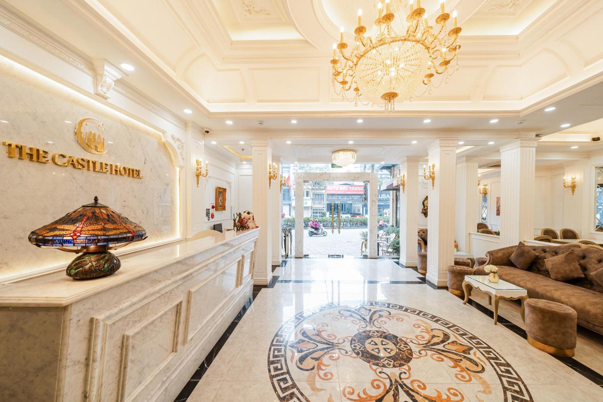 The Castle Hotel Hanoi Bagian luar foto